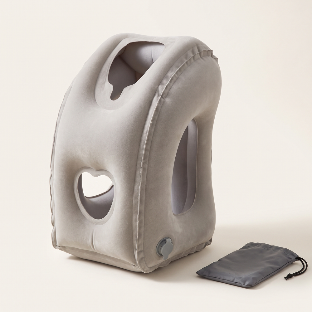 Almohada de viaje hinchable Sleepfy con su bolsa de transporte